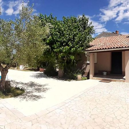 Ferienhaus Aqua Mit Pool Jadreški Екстериор снимка