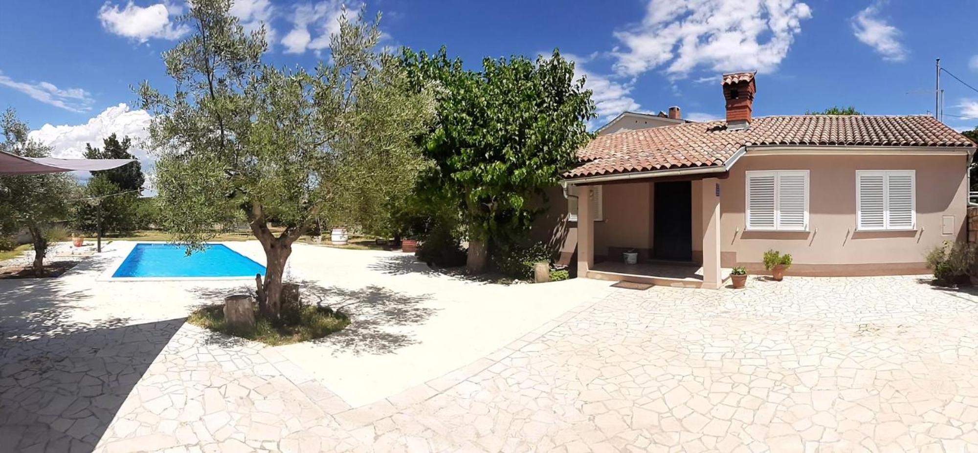 Ferienhaus Aqua Mit Pool Jadreški Екстериор снимка