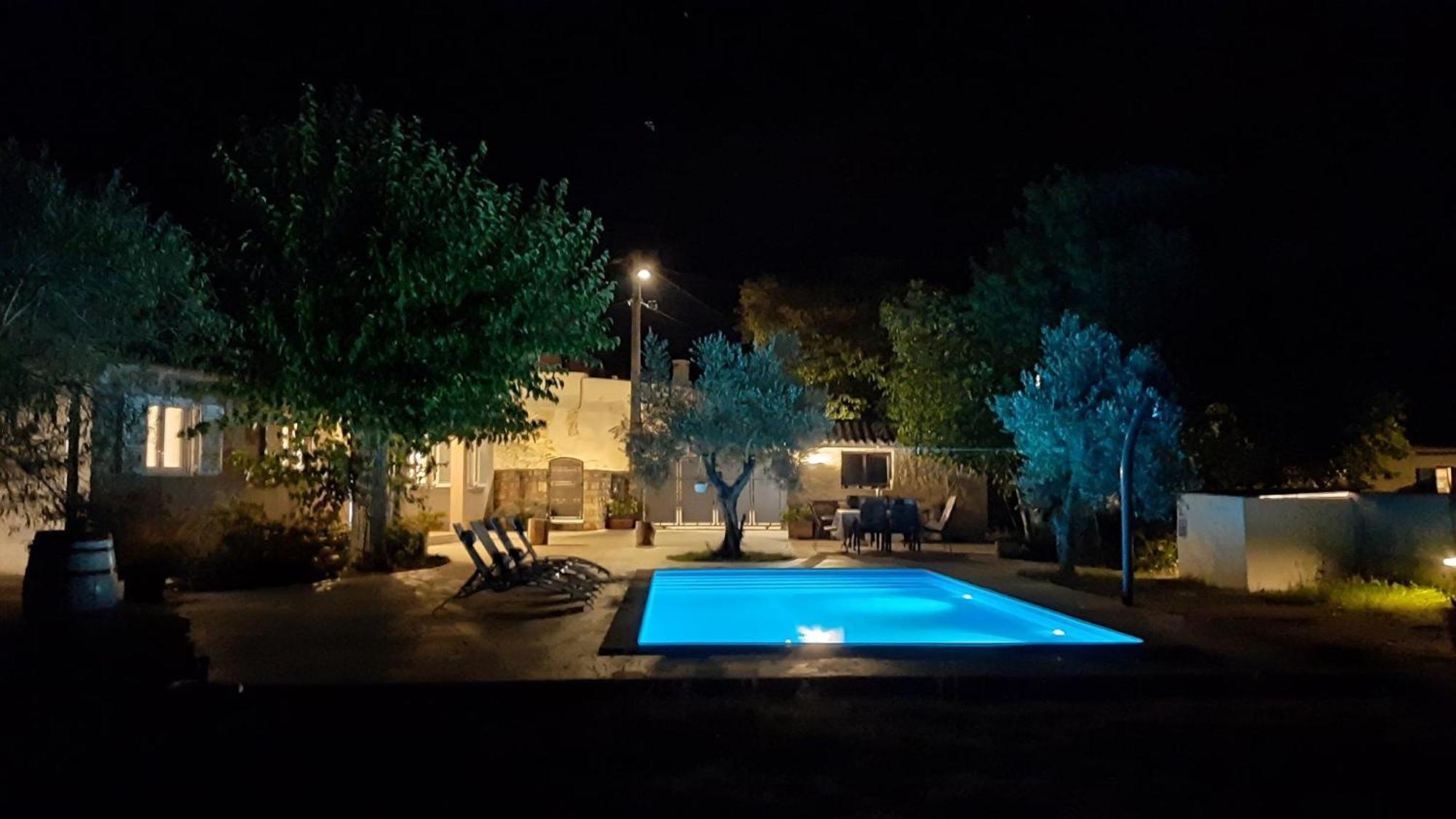 Ferienhaus Aqua Mit Pool Jadreški Екстериор снимка