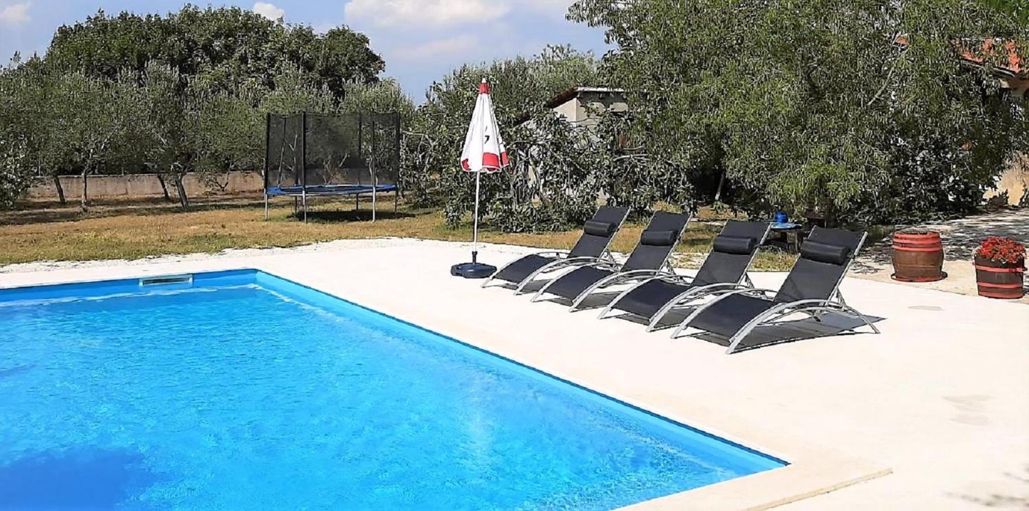Ferienhaus Aqua Mit Pool Jadreški Екстериор снимка
